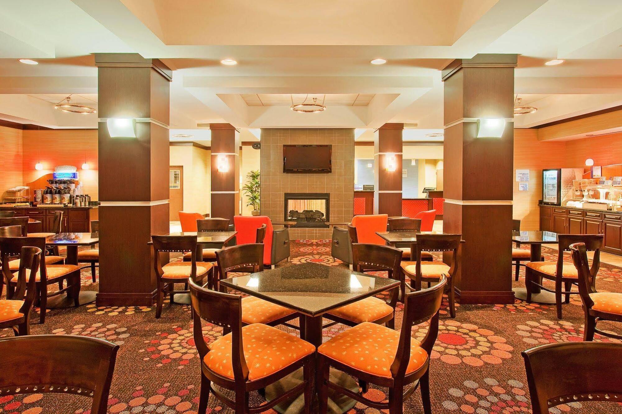 Holiday Inn Express Hotel & Suites Chattanooga Downtown By Ihg Kültér fotó